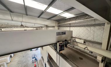 Depósito con showroom sobre Panamericana km 27 El Talar