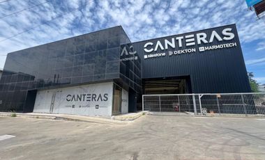 Depósito con showroom sobre Panamericana km 27 El Talar