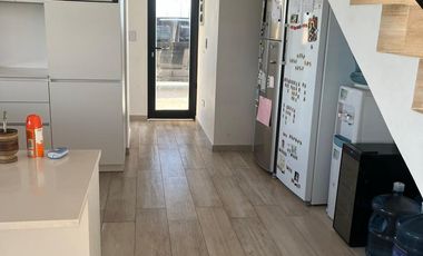 VENTA CASA 5 AMBIENTES SAN SEBASTIAN AREA 7 EN 2 PLANTAS A LA LAGUNA