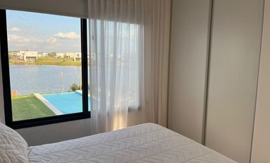 VENTA CASA 5 AMBIENTES SAN SEBASTIAN AREA 7 EN 2 PLANTAS A LA LAGUNA