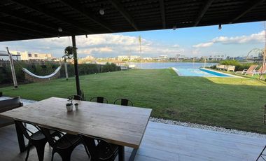 VENTA CASA 5 AMBIENTES SAN SEBASTIAN AREA 7 EN 2 PLANTAS A LA LAGUNA