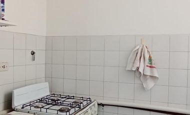 Nva Cba: Montevideo 50/ 1 Dorm/ Balcon/ ZONA BUEN PASTOR