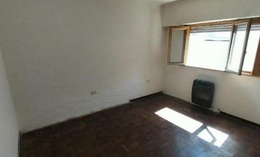 PH en venta - 2 Dormitorios 1 Baño - La Plata