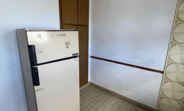 Chalet 3 ambientes con cochera en Chile y Moreno