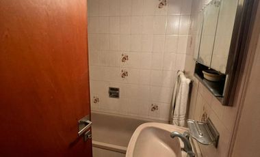 Chalet 3 ambientes con cochera en Chile y Moreno