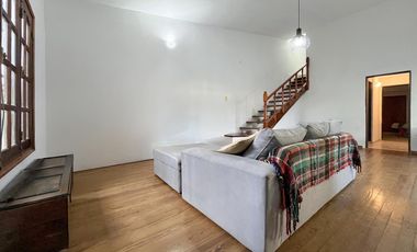 VENTA/PERMUTA- Casa - 2 dormitorios con patio y piscina - Granadero Baigorria