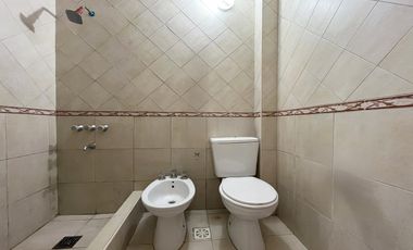 VENTA/PERMUTA- Casa - 2 dormitorios con patio y piscina - Granadero Baigorria