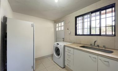 VENTA/PERMUTA- Casa - 2 dormitorios con patio y piscina - Granadero Baigorria