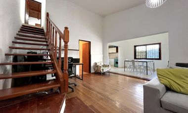 VENTA/PERMUTA- Casa - 2 dormitorios con patio y piscina - Granadero Baigorria