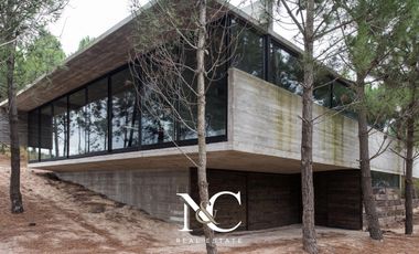 Casa en venta en Costa Esmeralda a pasos del mar