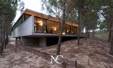 Casa en venta en Costa Esmeralda a pasos del mar