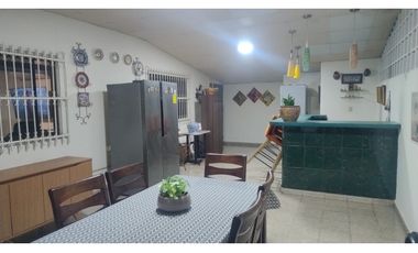 VENTA DE CASA EN PARQUE LEFEVRE