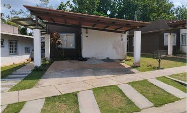 VENDO CASA ARRAIJAN LAS VILLAS CIUDAD DEL FUTURO PH LA CAMPIÑA