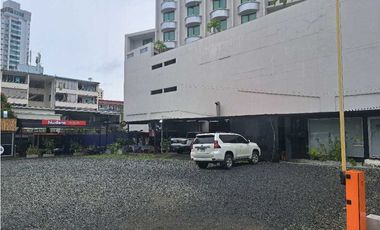 ALQUILO ESPACIO PARA FOOD TRUCK