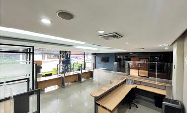 Alquiler de Local Comercial con Terraza para Restaurante o Comercio