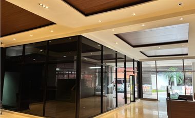 Alquiler de Local Comercial con Terraza para Restaurante o Comercio