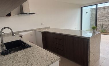 CASA EN VENTA PUEBLA ATRAS DE PLAZA SAN DIEGO