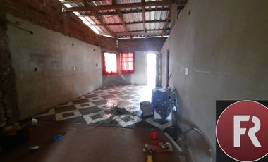 Casa en venta de 3 dormitorios c/ cochera en Otros Barrios