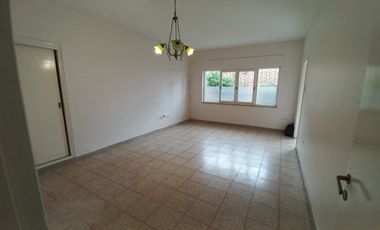 EUSKADI VENDE EXCELENTE DEPTO (PB) - BARRIO BOMBAL - USD 99.000