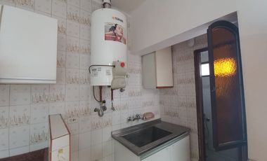 EUSKADI VENDE EXCELENTE DEPTO (PB) - BARRIO BOMBAL - USD 99.000