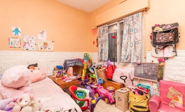 VENTA CASA 3 AMBIENTES EN LUIS GUILLÓN