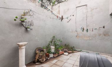 VENTA CASA 3 AMBIENTES EN LUIS GUILLÓN