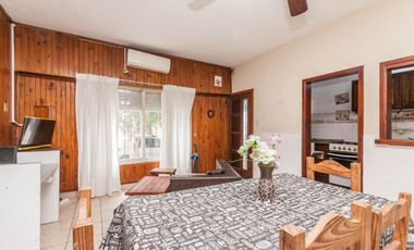 VENTA CASA 3 AMBIENTES EN LUIS GUILLÓN
