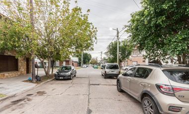 VENTA CASA 3 AMBIENTES EN LUIS GUILLÓN