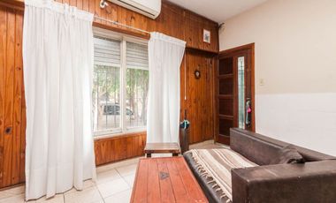 VENTA CASA 3 AMBIENTES EN LUIS GUILLÓN
