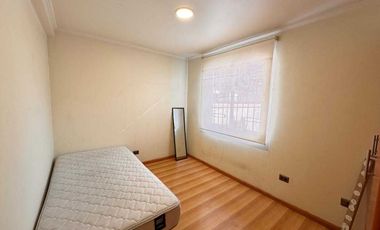 Casa en arriendo en LA REINA