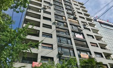 Vta Recoleta oficina consultorio 6 amb cfte luz