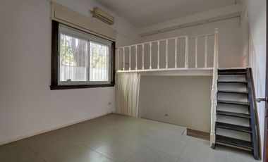 PH EN EXCELENTE ZONA DE CHACARITA - SIN EXPENSAS