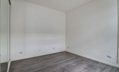 PH EN EXCELENTE ZONA DE CHACARITA - SIN EXPENSAS