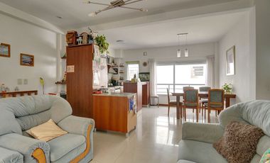 Hermoso y Moderno PH con Terraza en Devoto