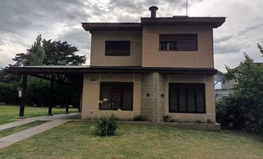 CASA 4 AMBIENTES EN LAS LOMAS MIRAMAR APTA CRÉDITO