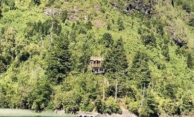 Casa en Venta en Orilla Río Puelo Bajo