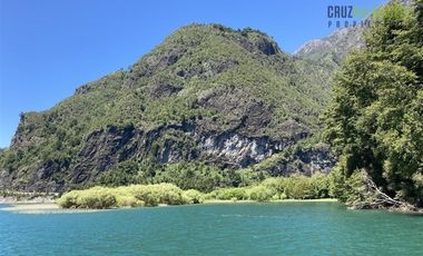 Casa en Venta en Orilla Río Puelo Bajo