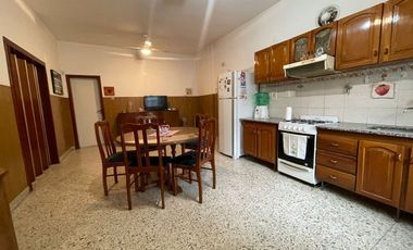 PH 2 AMB ENTRADA INDEPENDIENTE  C/ COCHERA Y TERRA