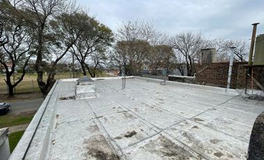 PH 2 AMB ENTRADA INDEPENDIENTE  C/ COCHERA Y TERRA