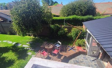 Casa 5 amb con parque y quincho en Caisamar