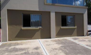 VENTA CASA CON PILETA CUBIERTA CLIM. + QUINCHO