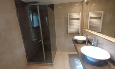 VENTA CASA CON PILETA CUBIERTA CLIM. + QUINCHO