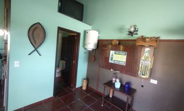 VENTA CASA CON PILETA CUBIERTA CLIM. + QUINCHO