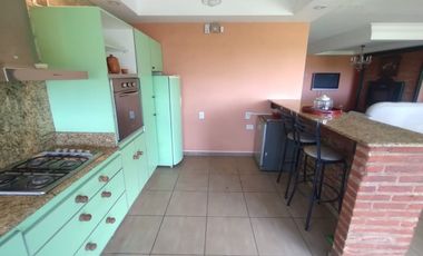 VENTA CASA CON PILETA CUBIERTA CLIM. + QUINCHO