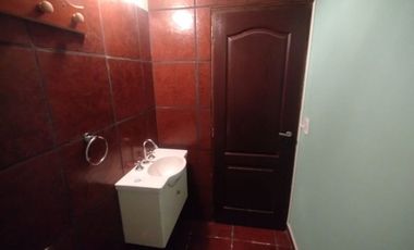 VENTA CASA CON PILETA CUBIERTA CLIM. + QUINCHO