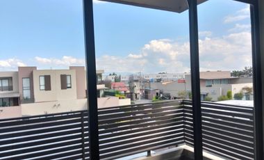 Casa en condominio en renta en San Jorge Pueblo Nuevo, Metepec, México