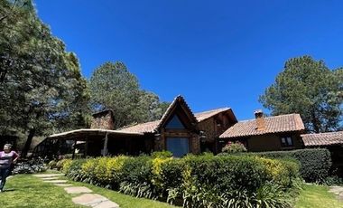 Cabaña  amueblada y decorada en Tapalpa Country Club, Tapalpa