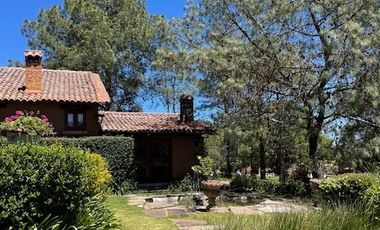 Cabaña  amueblada y decorada en Tapalpa Country Club, Tapalpa