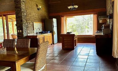 CABAÑA AMUEBLADA  EN LA TEJERIA TAPALPA TERRENO AMPLIO JARDIN