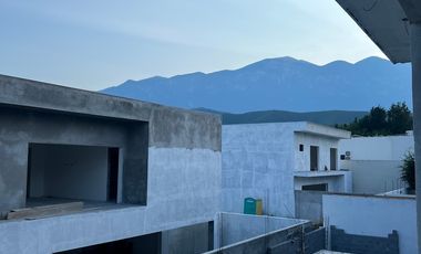 Casa en venta en Lania  carretera Nacional